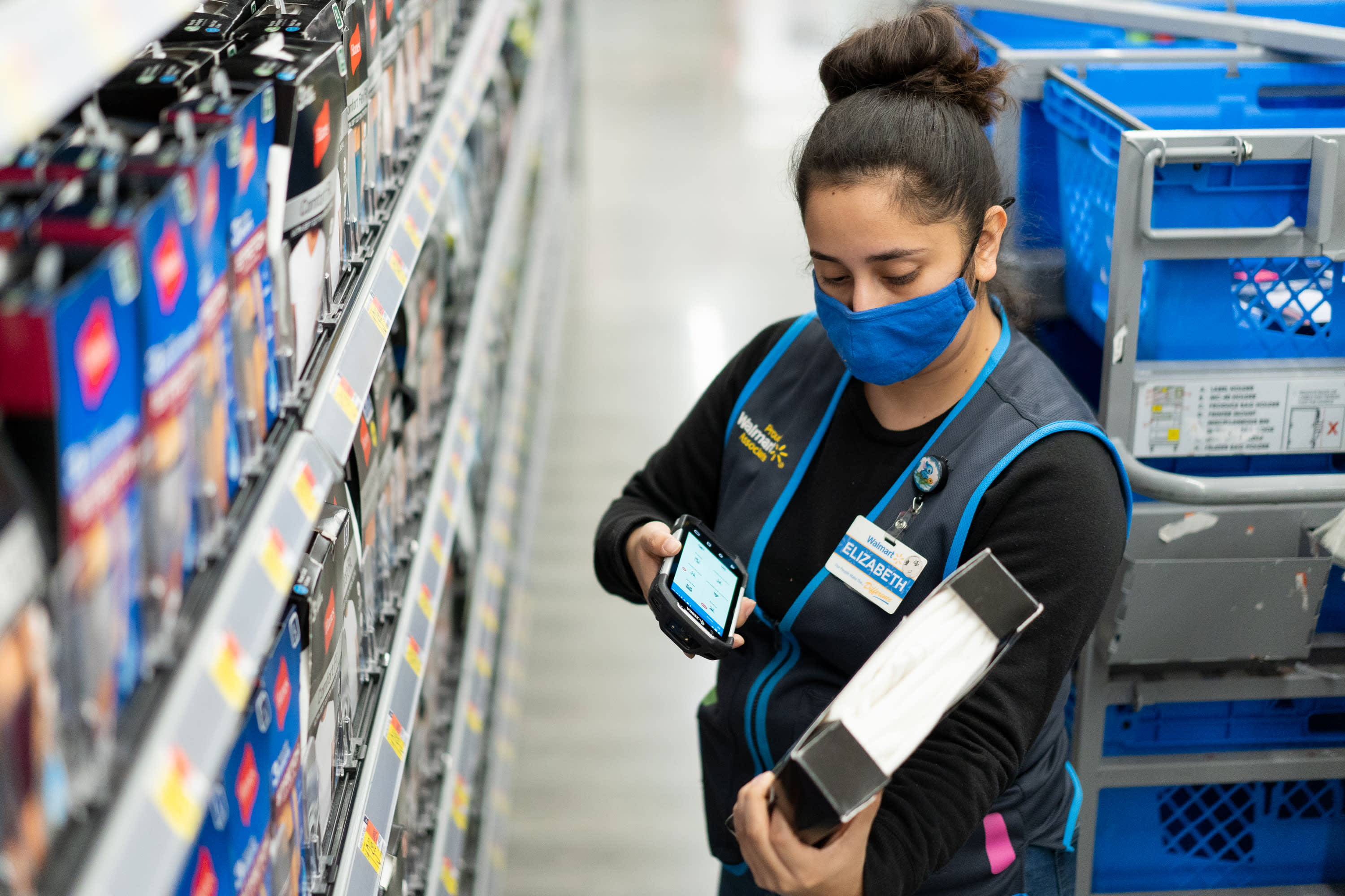 Walmart turns four stores into e-commerce laboratories