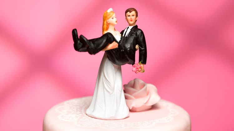 Should married couples file taxes jointly or separately