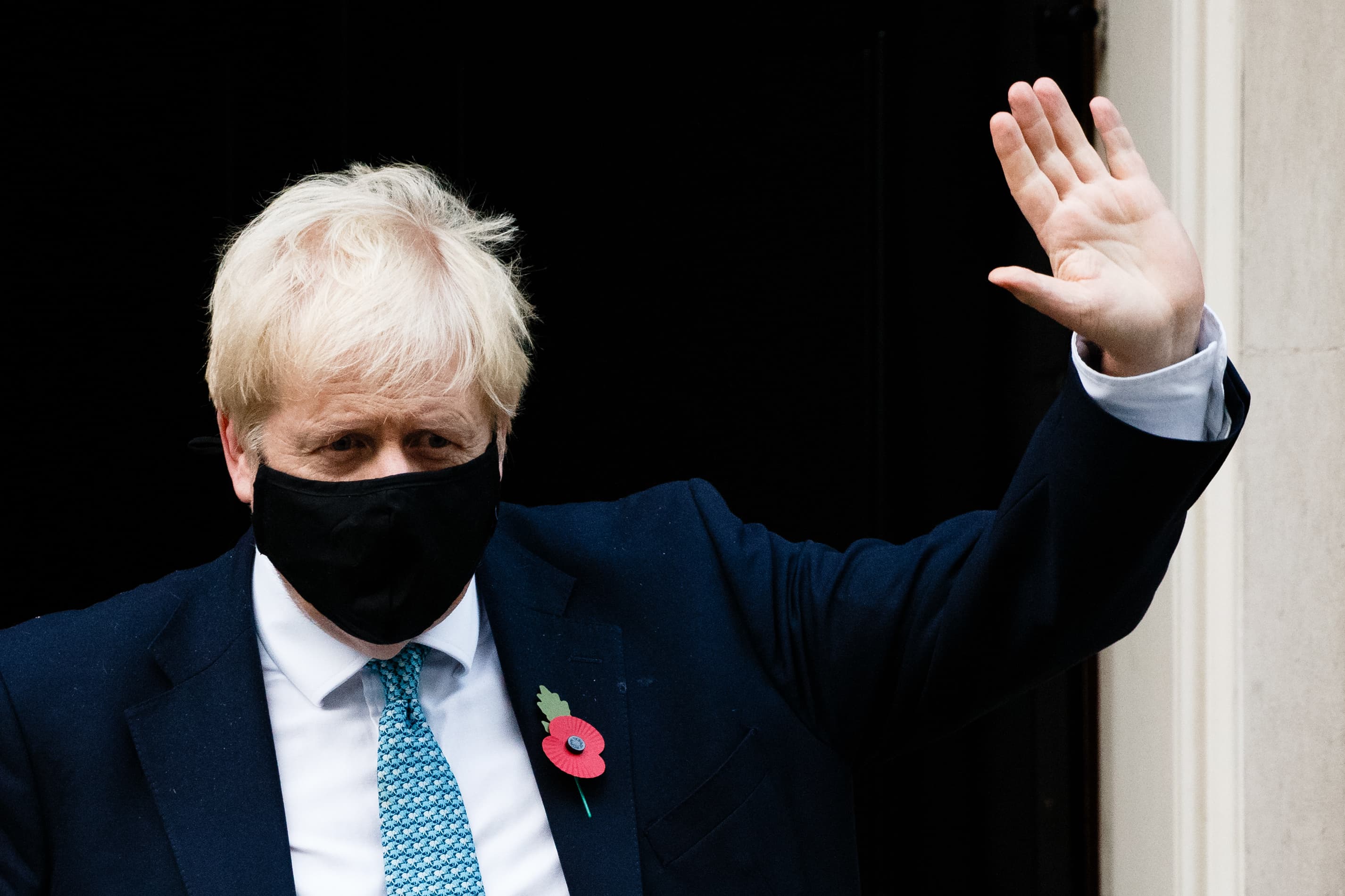 Boris Johnson isolates himself after possible corona virus exposure