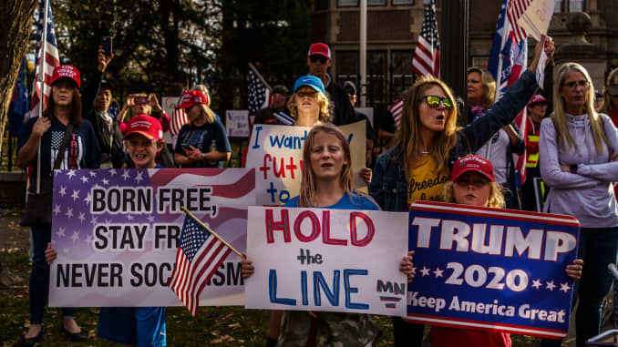 Supporters of US President Donald Trump protest in front of the residence of Minnesota Governor Tim Walz in St Paul, Minnesota, on November 7, 2020.