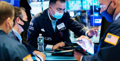 Wall Street set to open higher as investors await Fed Chair Powell's speech