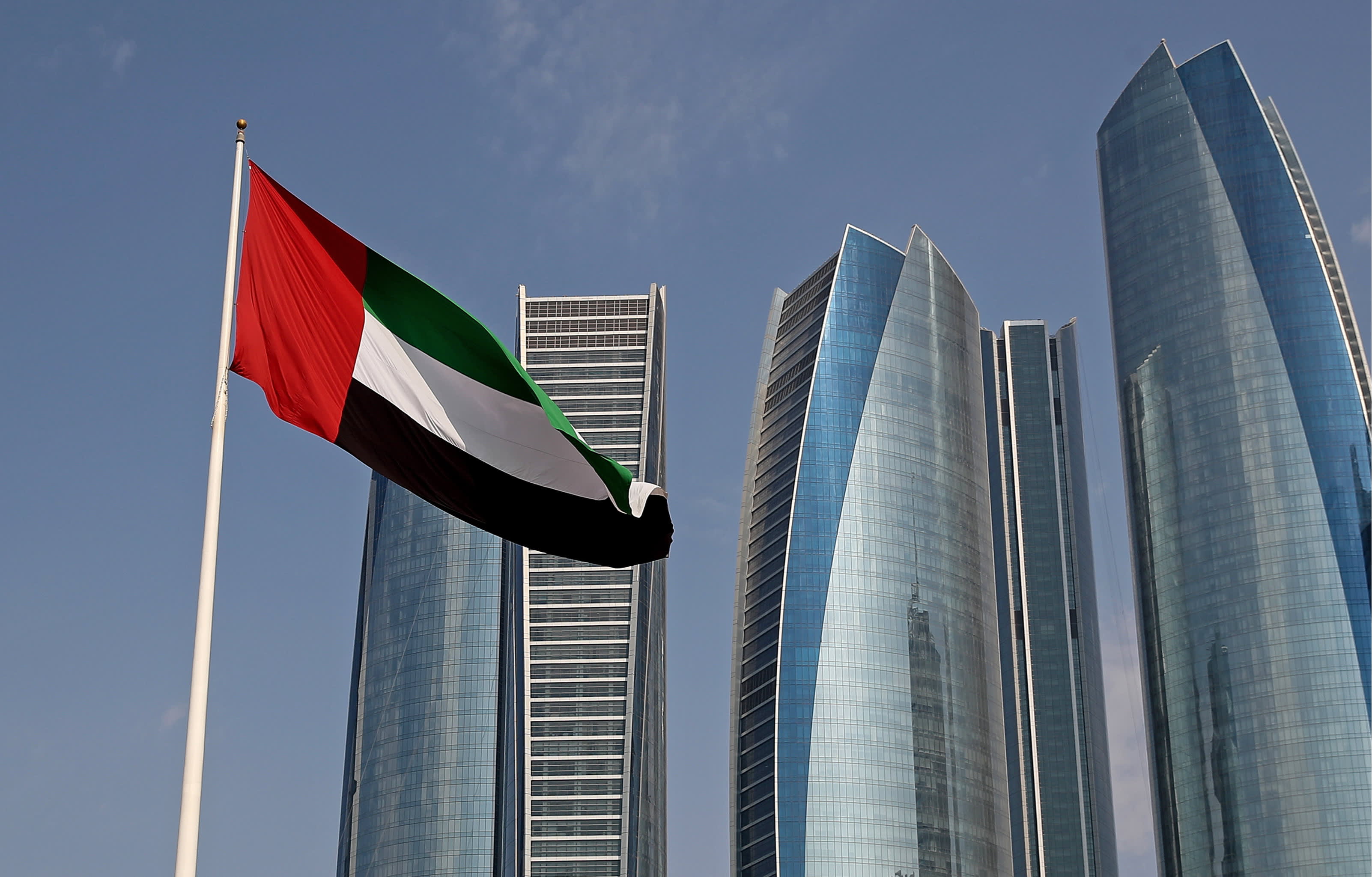 UAE reinstates visa-free entry for Ukrainians in quick reversal, offers