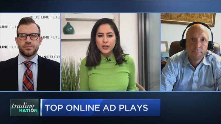 Two online ad plays could be best bets into 2021, traders say