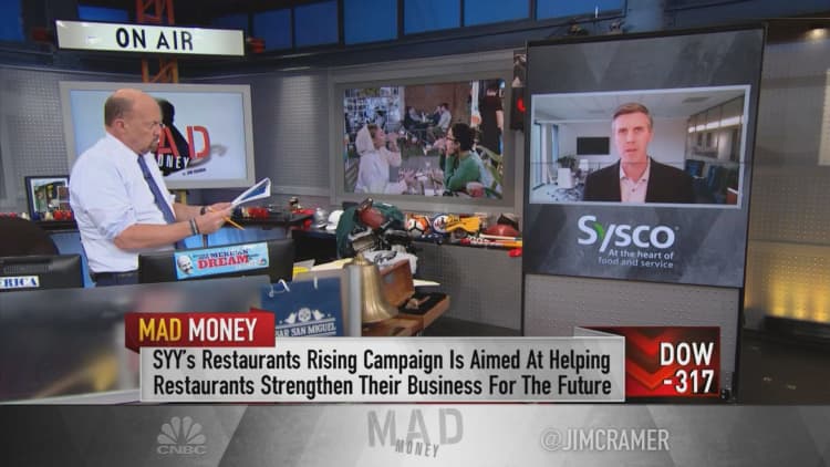 Sysco CEO makes adjustments to support restaurant industry through winter months