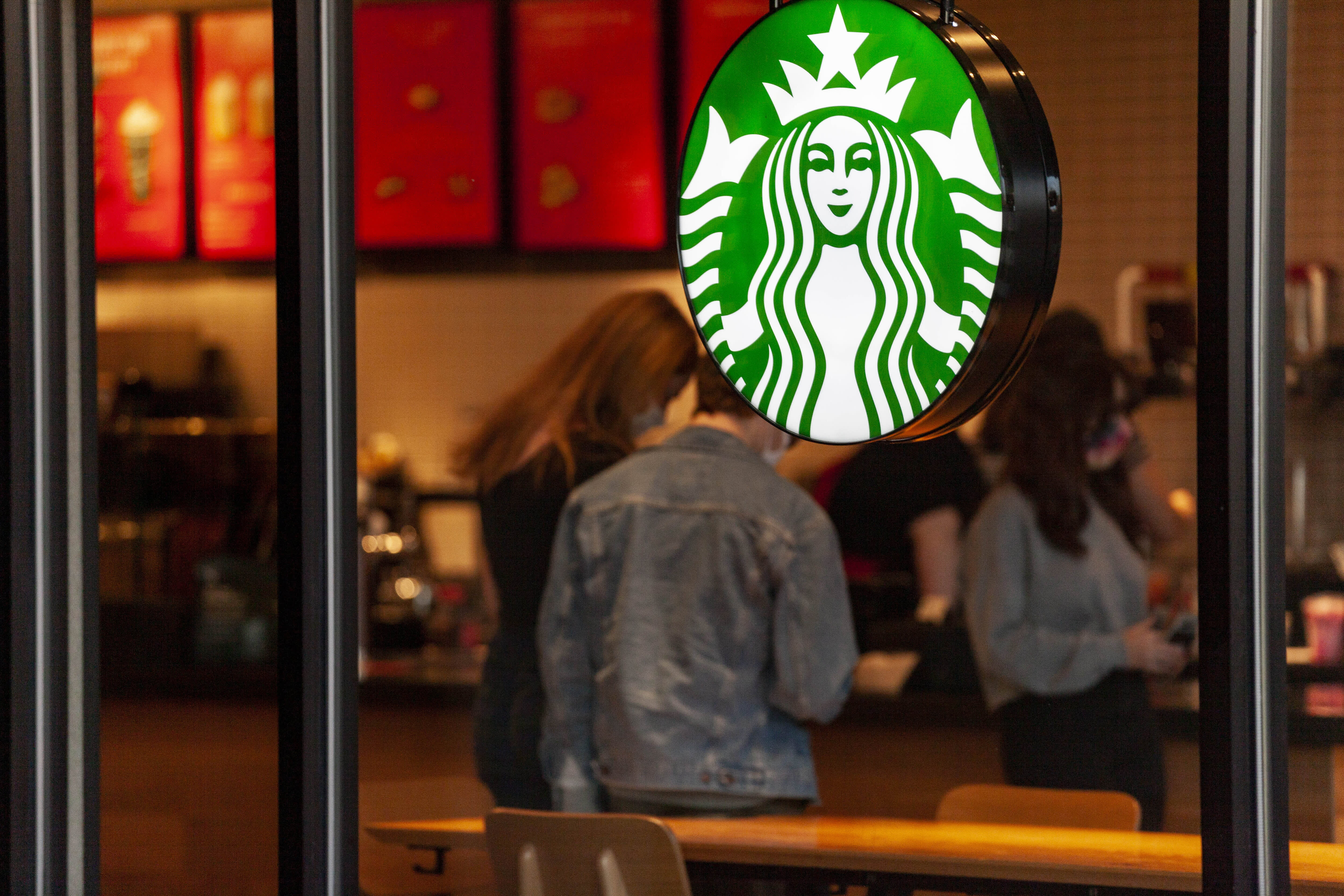Starbucks Rewards Visa Card Review: Earn Stars On Purchases