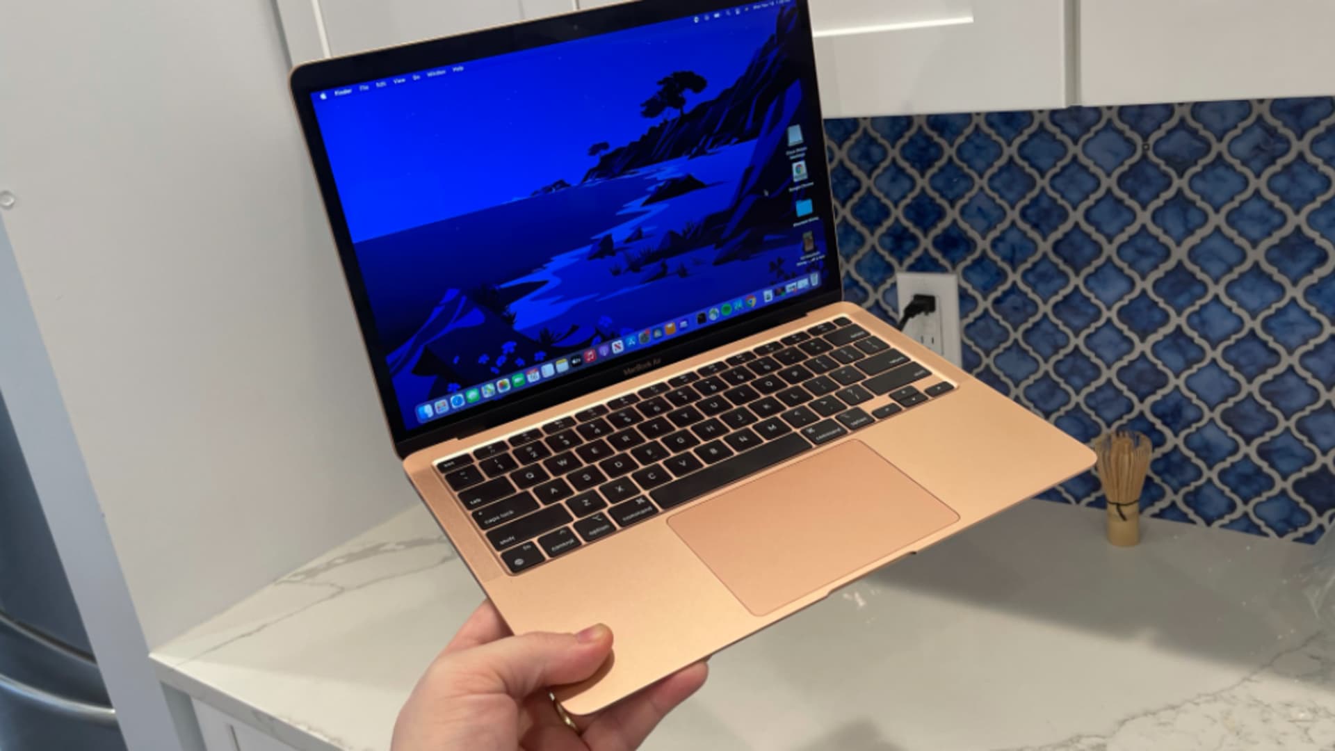 2020 MacBook Air with M1