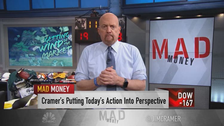 Home Depot, Walmart stocks drop on earnings reports; Jim Cramer reacts