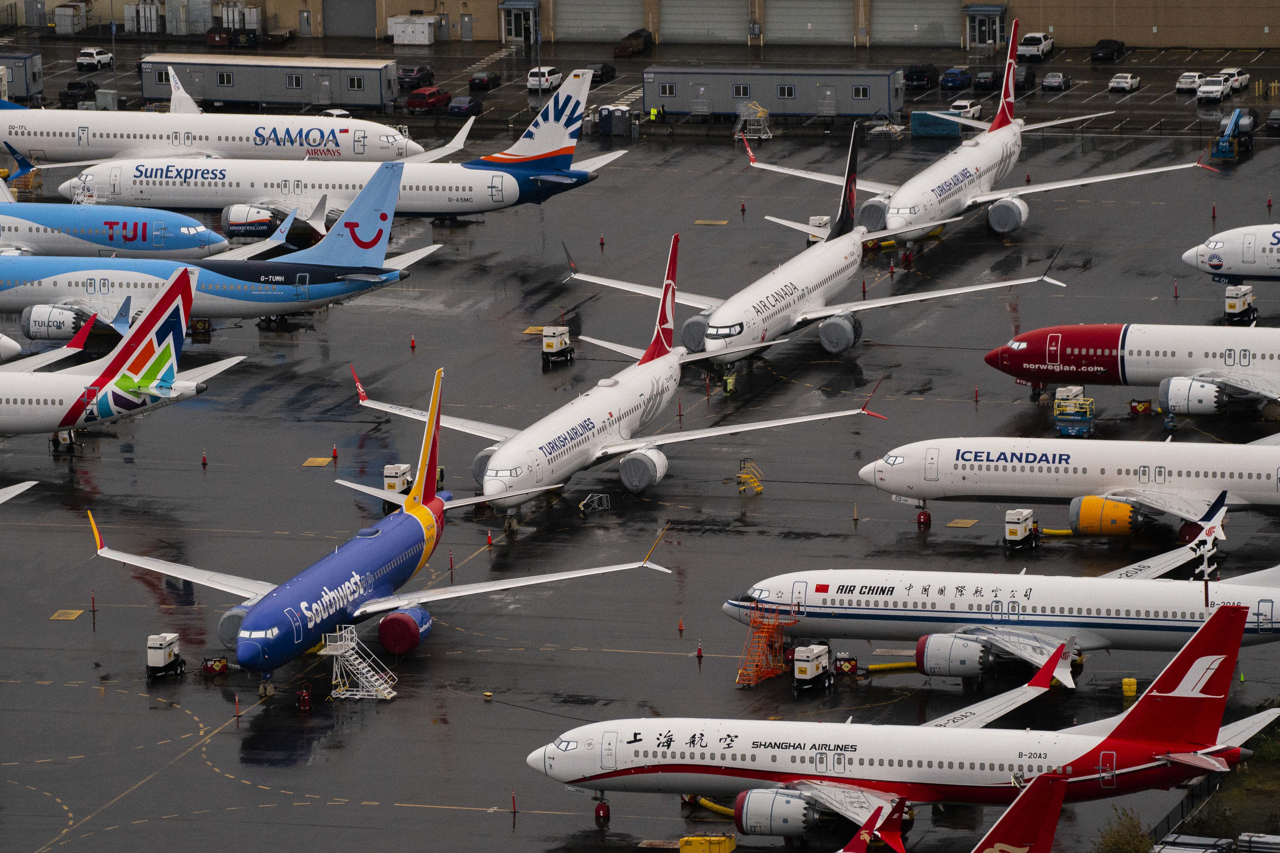 Boeing warns 737 MAX production and deliveries will drop due to parts problem