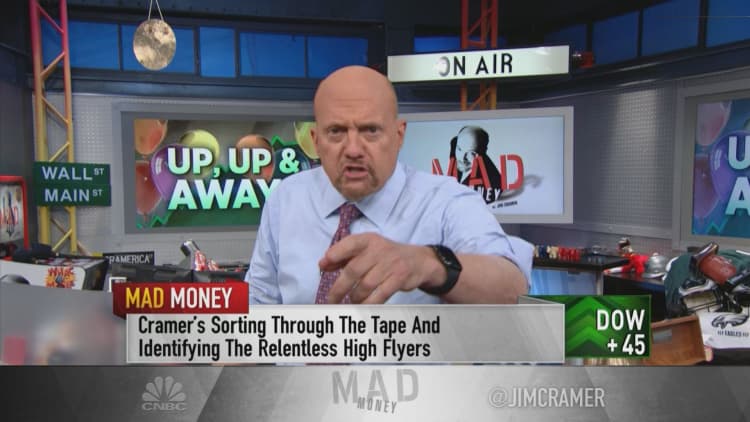 Cramer breaks down how money managers are investing to close out 2020