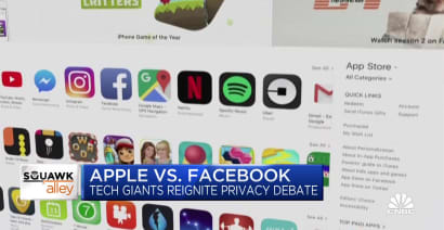 Apple hits Facebook over ad-targeting practices