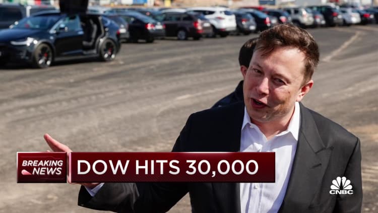 Elon Musk is now the second richest man in the world, surpassing Bill Gates