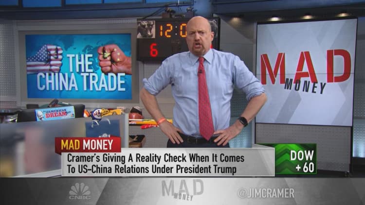Cramer urges Biden to heed lessons of Trump trade war: 'Taking a hard line gets results'