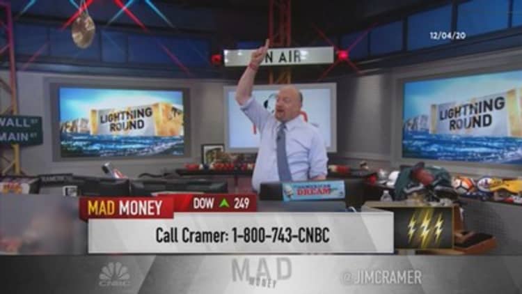 Cramer's lightning round: Buy Regeneron stock here