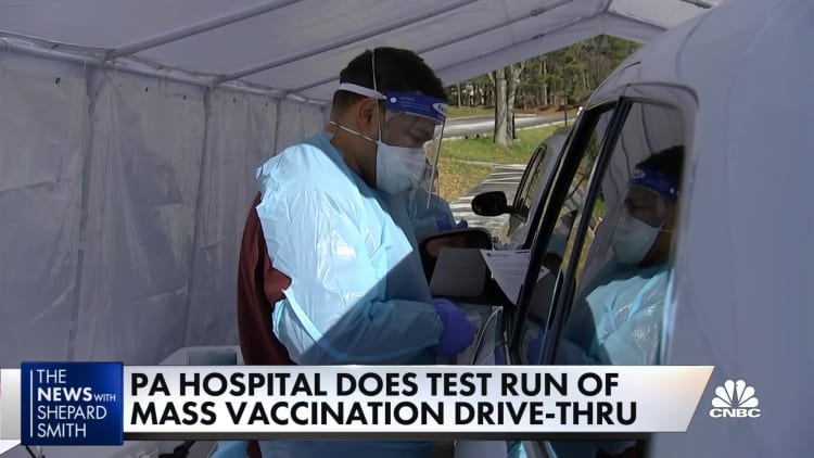 Pennsylvania hospital does test run of mass vaccinations
