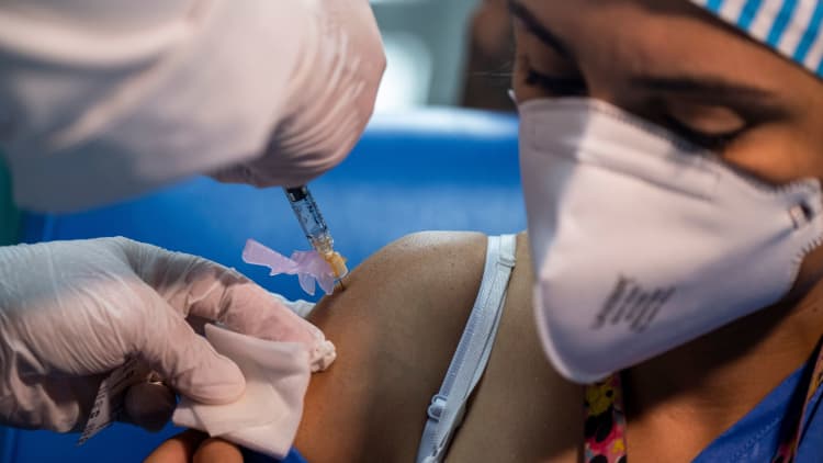 How the coronavirus vaccine works and why Americans should trust it