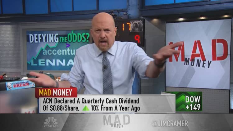 Jim Cramer breaks down Accenture earnings, explains why he's bullish on the stock