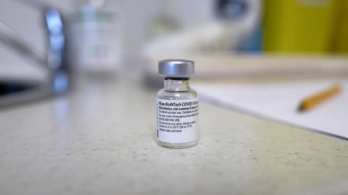 Close up image of the Pfizer-BioNTech Covid-19 vaccination vial.