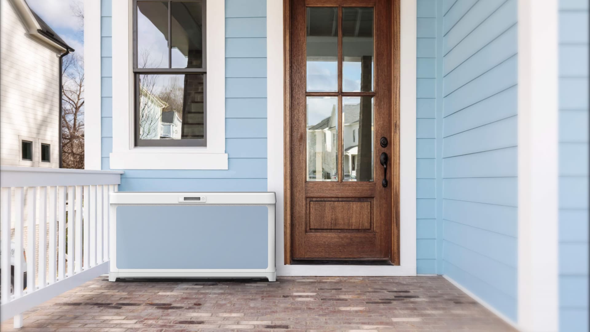 Walmart will test grocery deliveries to a HomeValet, a smart cooler that's placed outside of customers' homes.