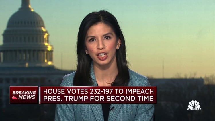 House votes 232-197 to impeach Pres. Trump for second time, including 10 Republicans