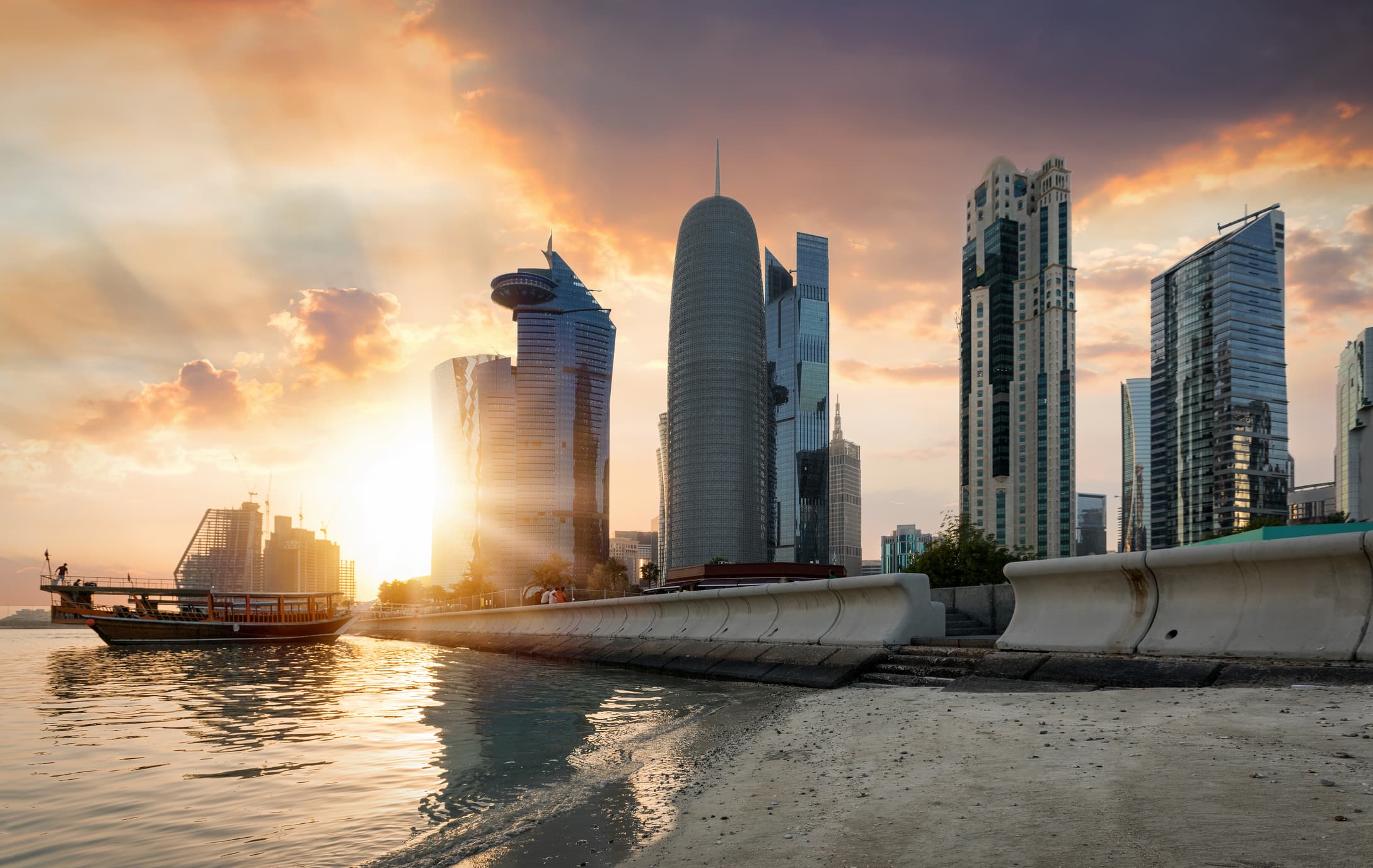 Qatar Financial Center wants to attract $ 25 billion in foreign investment by 2022, with an end to the conflict in the Gulf