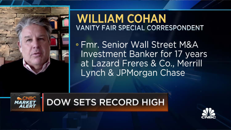 Political turmoil creating risks for safe haven status for U.S. markets, says Vanity Fair's Cohan