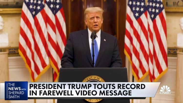 Trump touts his accomplishments in farewell speech