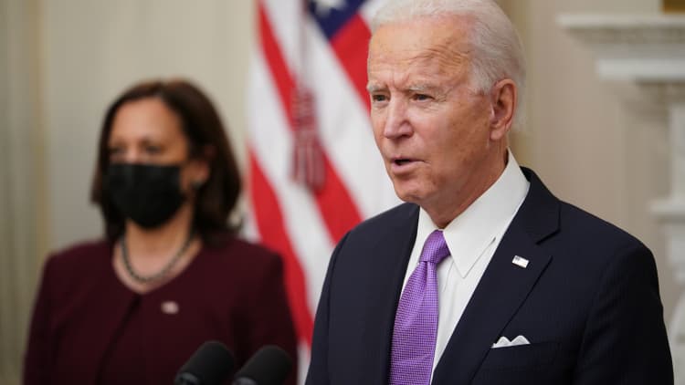 Biden to sign executive orders to boost food benefits, workers’ rights as part of Covid relief push