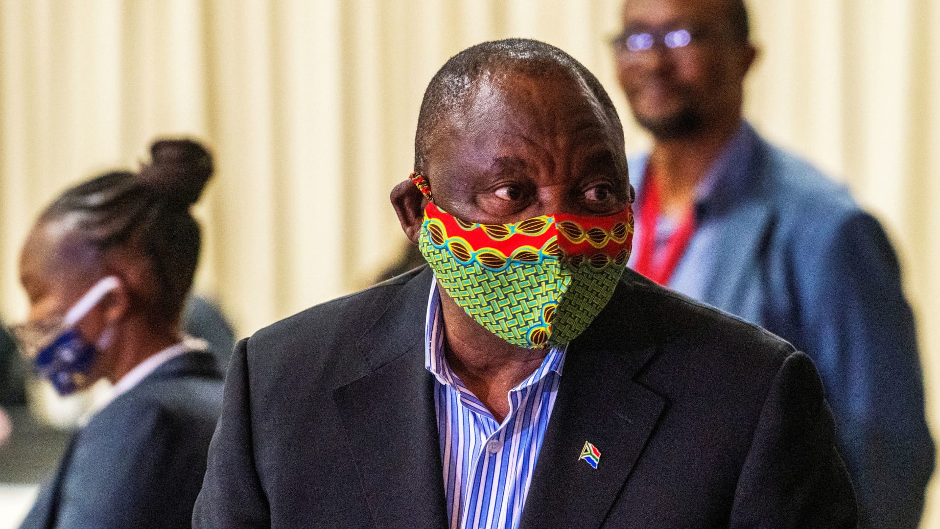 South African President Cyril Ramaphosa visits the coronavirus disease (COVID-19) treatment facilities at the NASREC Expo Centre in Johannesburg, South Africa April 24, 2020.