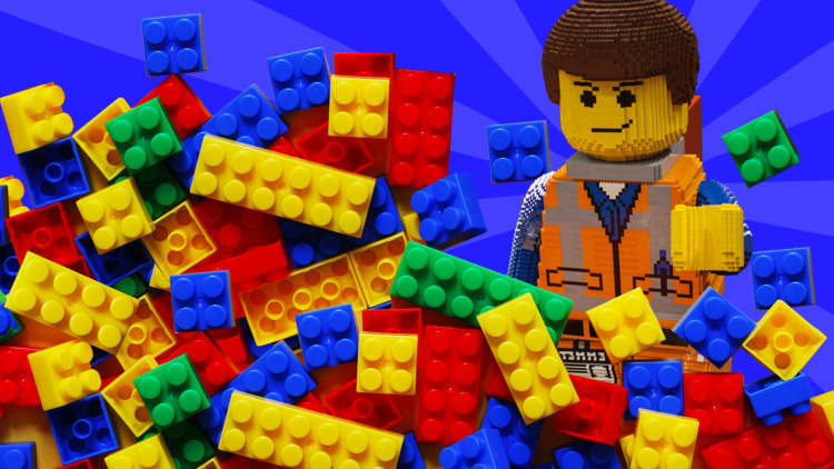 Lego revenue jumped 27% in 2021, kids and adults continue to build