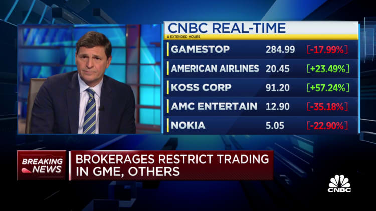 Robinhood, Interactive Brokers restrict trading in GameStop stock and options