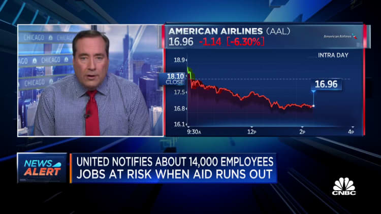 United Airlines notifies workers 14,000 jobs at risk when aid runs out