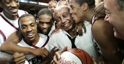 John Chaney, 89, Temple's commanding basketball coach, dies
