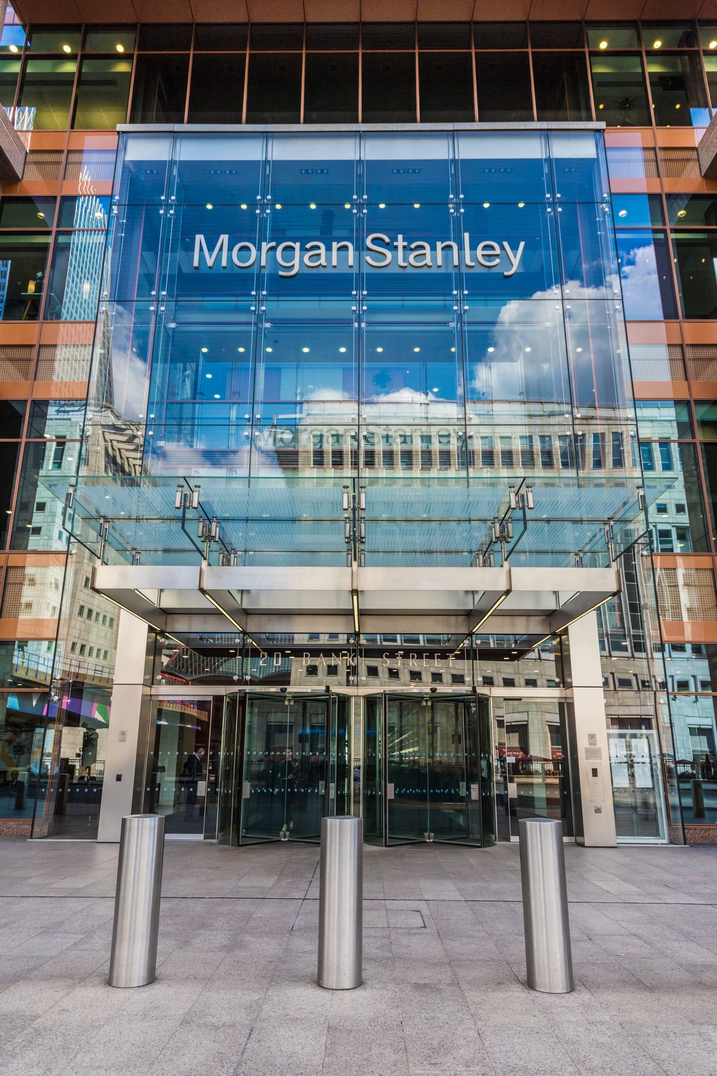 Morgan Stanley is the first large American bank to offer wealthy customers access to bitcoin funds