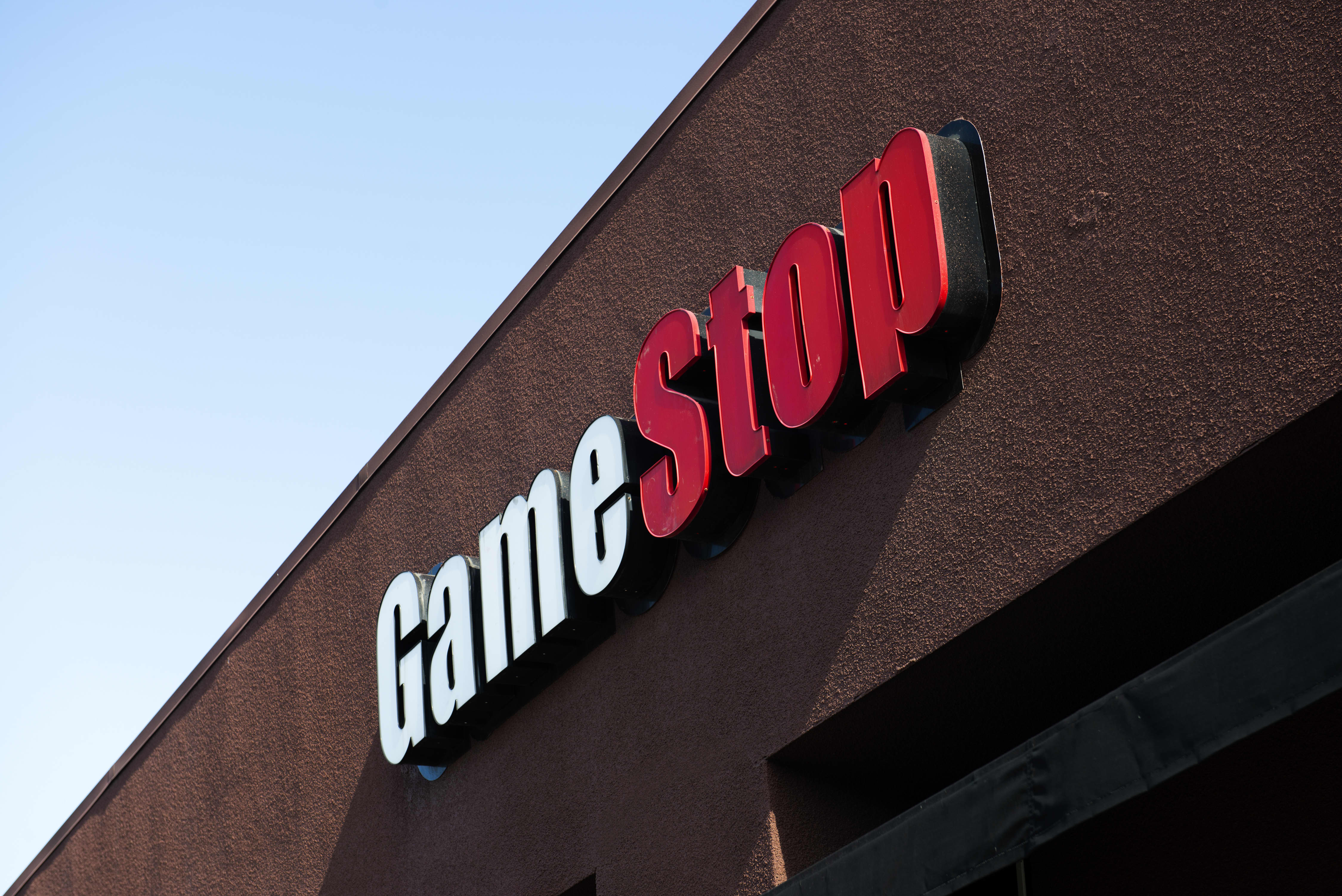 The GameStop frenzy leads to unrealistic expectations of returns