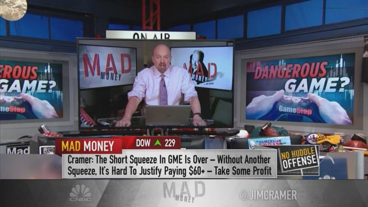 Cramer suggests traders take profits after engineering 'beautiful' short squeeze in GameStop