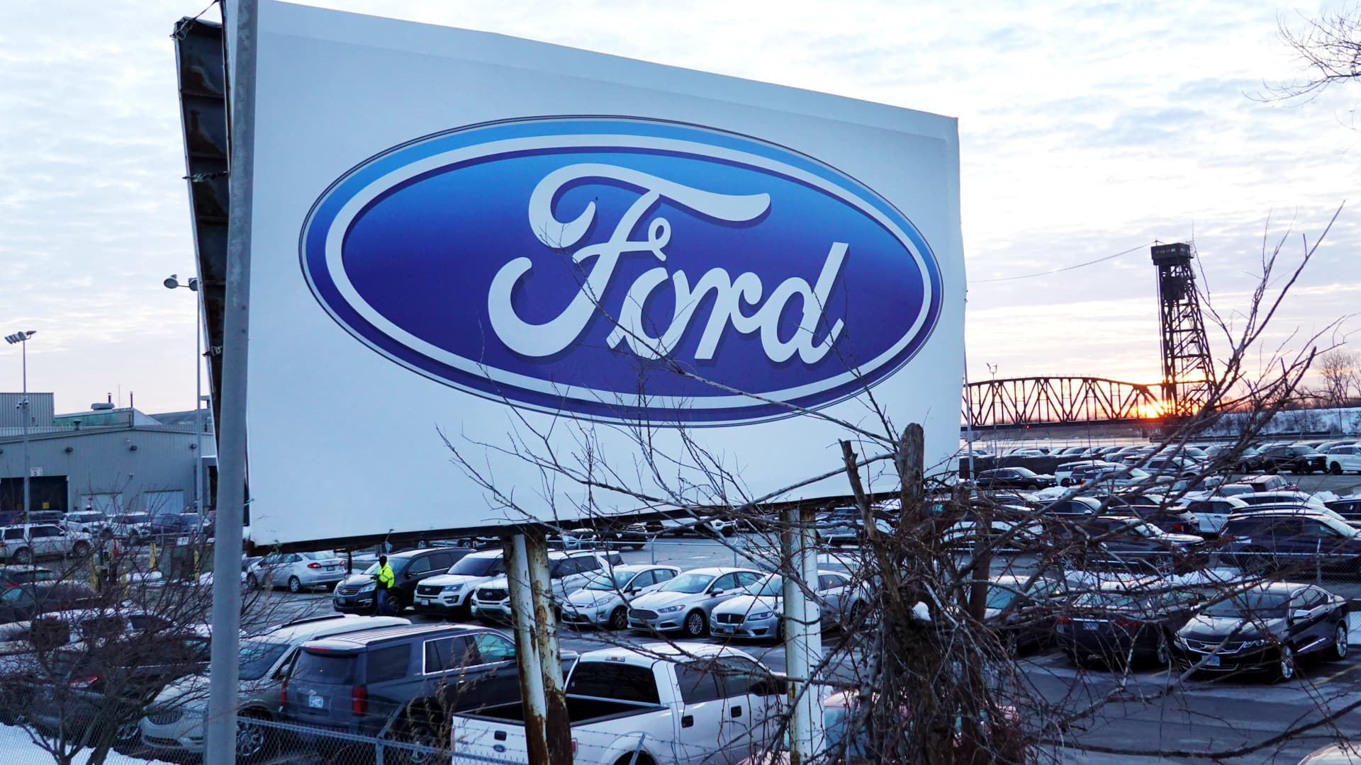 Ford is recalling SUVs due to the risk of engine fire and says they must be parked outdoors