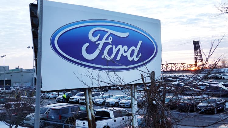 Ford beats earnings, commits $29B to electric and autonomous vehicles