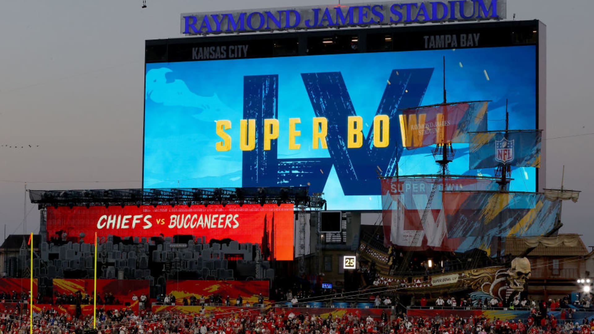 General view prior to the game between the Tampa Bay Buccaneers and the Kansas City Chiefs in Super Bowl LV at Raymond James Stadium on February 07, 2021 in Tampa, Florida.