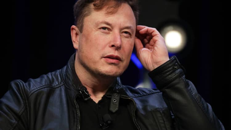Loup Ventures' Gene Munster preps for Tesla earnings call