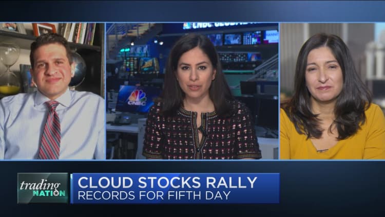 As cloud stocks hit records, two traders share their top picks