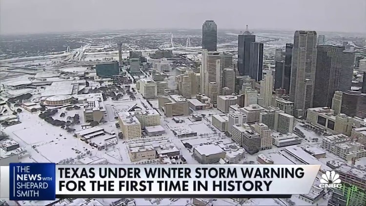 Texas under winter storm warning for first time in history