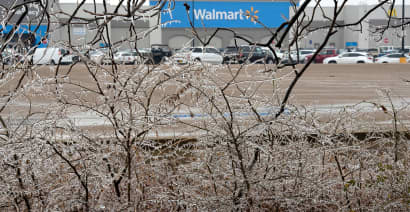Hundreds of Walmart stores, Amazon facilities shut during winter storms