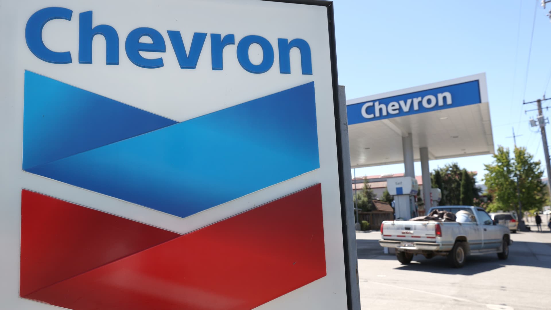 A sign is posted in front of a Chevron gas station on July 31, 2020 in Novato, California.