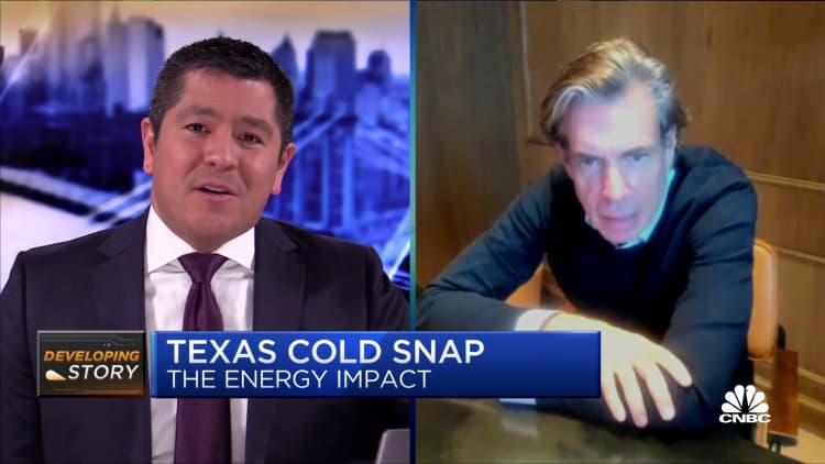 Texas cold snap hasn't affected larger oil market: Goldman's Currie