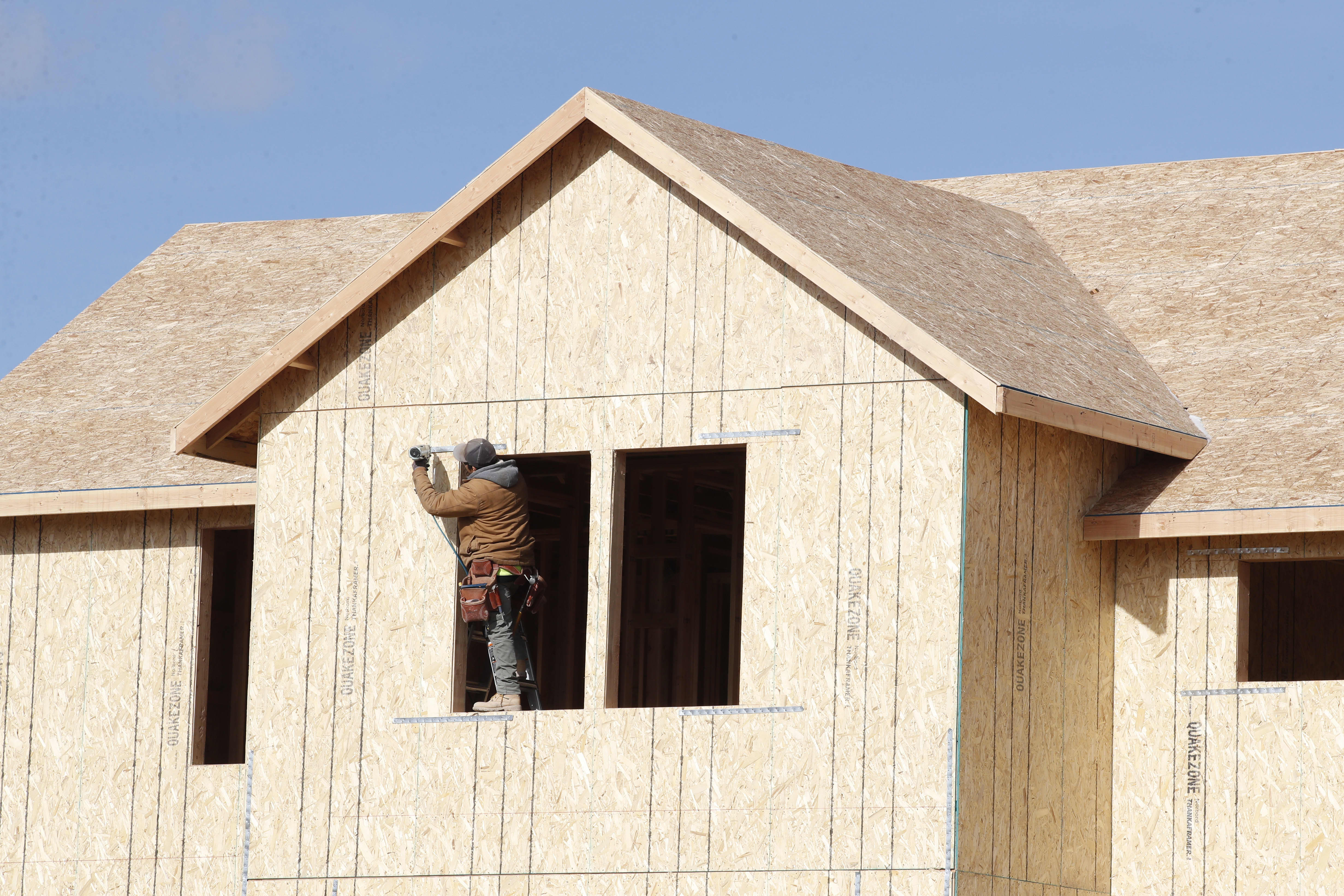 Lumber Prices Top 1 000 As Single Family Housing Starts Drop 12