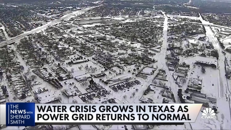 Water crisis grows in Texas as power grid returns to normal