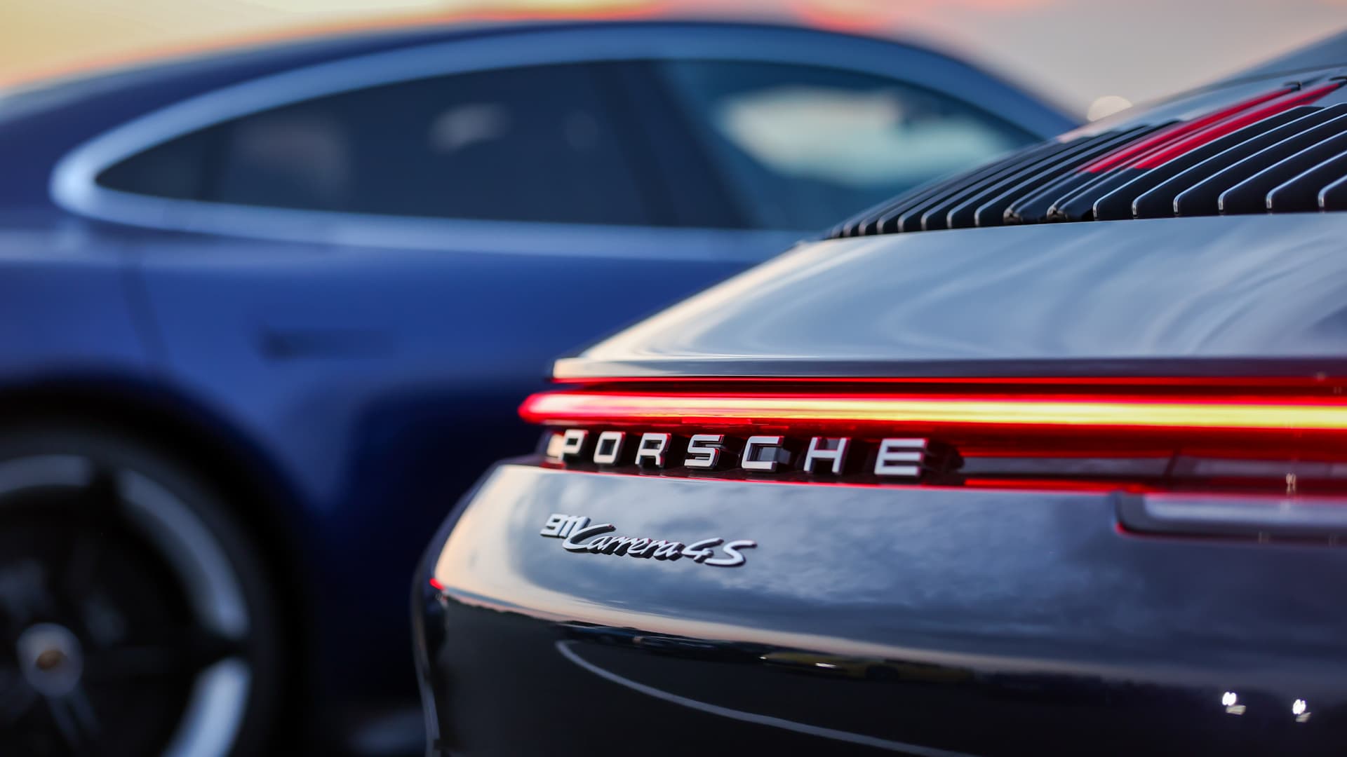 Volkswagen to decide on landmark Porsche listing later on Monday