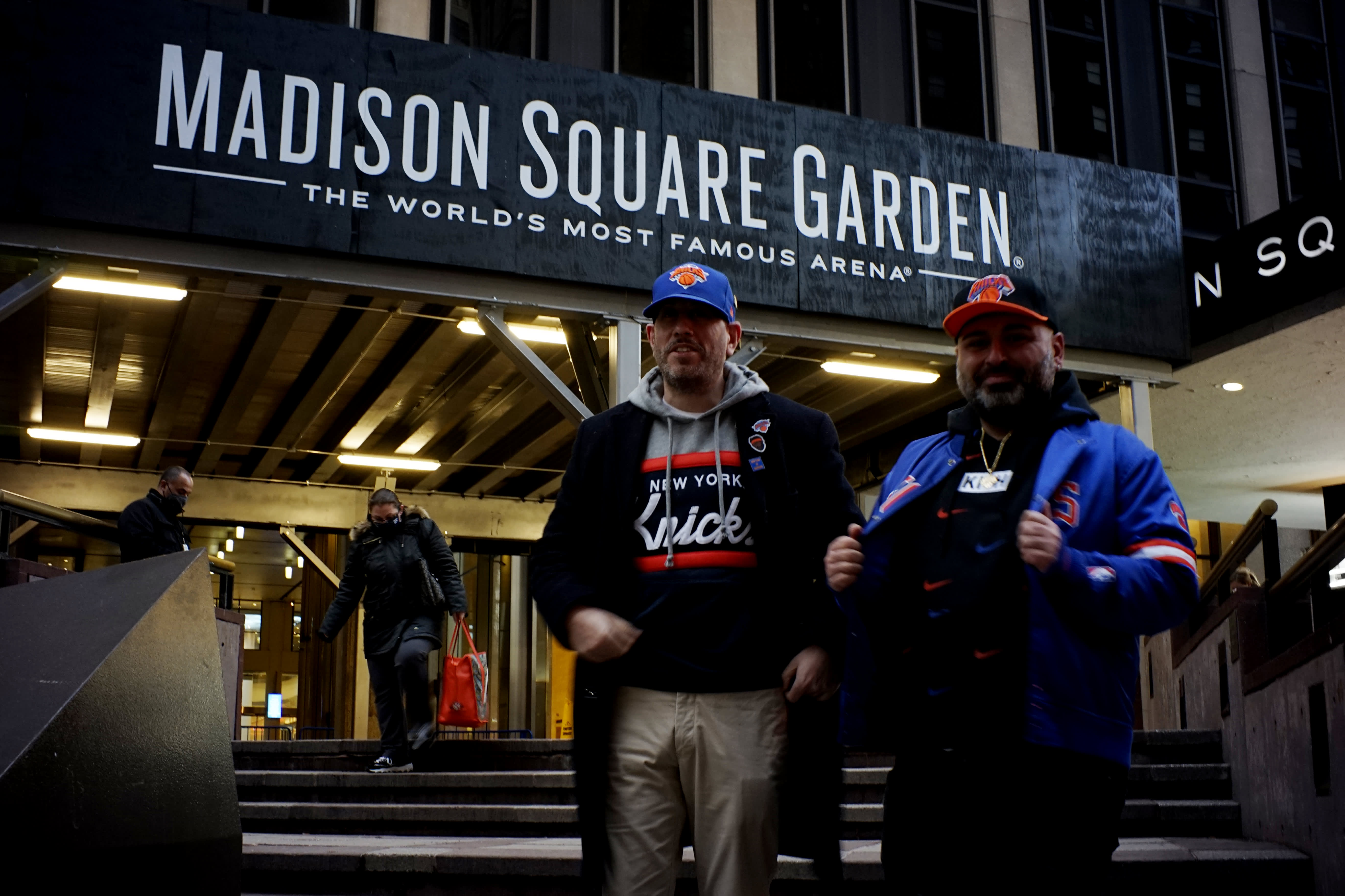 Madison Square Garden Wants to Stay Put Forever. It May Not Be So Easy. -  The New York Times