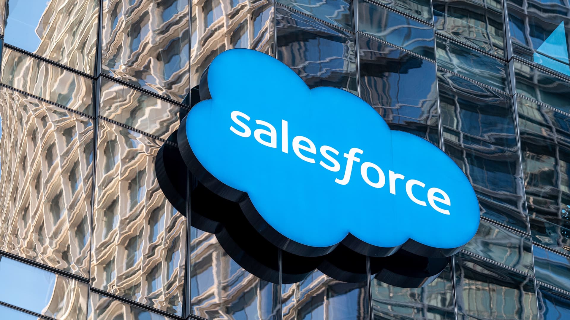Salesforce is cutting 10% of its personnel, more than 7,000 employees