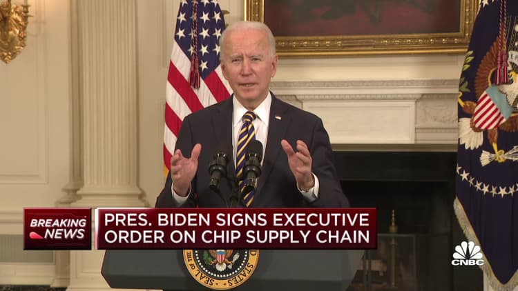Biden signs executive order to streamline chip supply chain